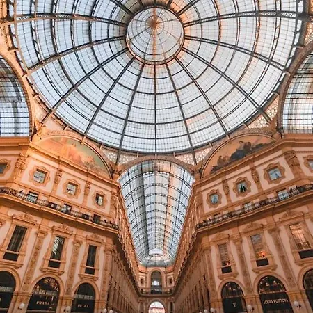 10' From Malpensa Casa Moderna, Netflix & Wi-fi شقة *