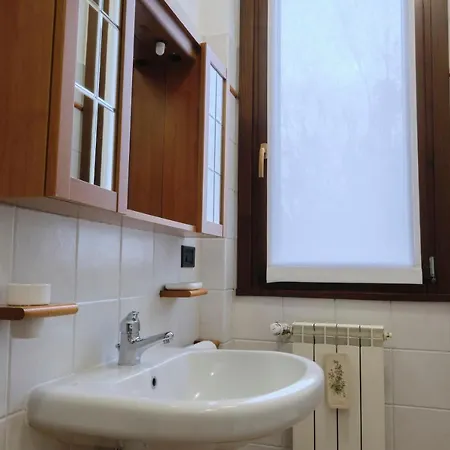 10' From Malpensa Casa Moderna, Netflix & Wi-fi Casorate Sempione