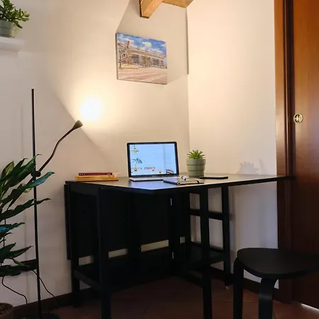 Apartment 10' From Malpensa Casa Moderna, Netflix & Wi-fi Casorate Sempione